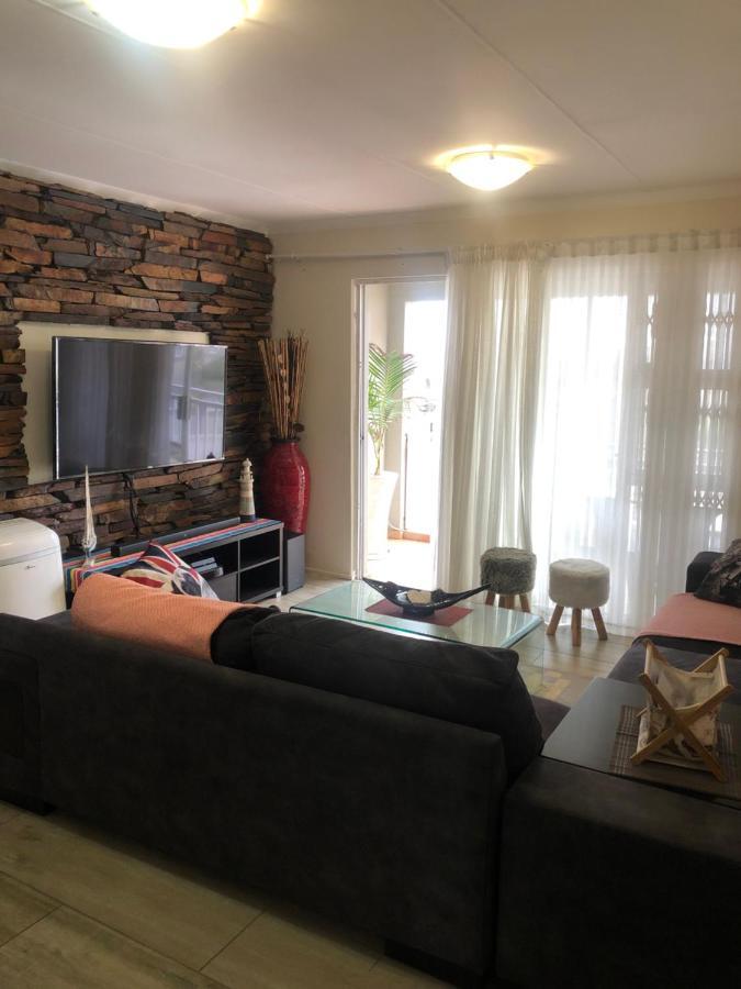 Summer Sands - Durban North Beach Accommodation Ngoại thất bức ảnh