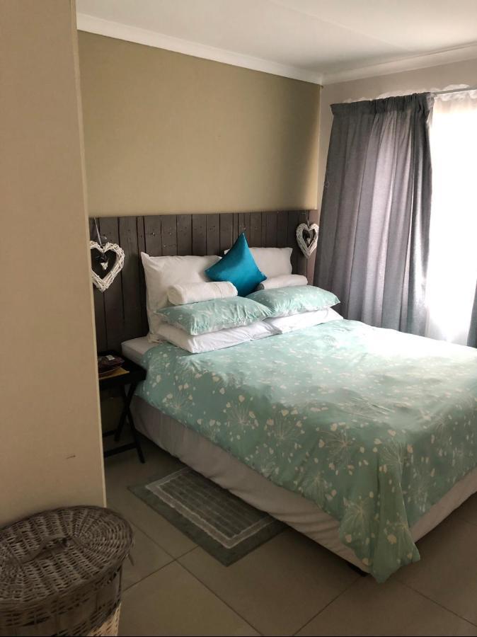 Summer Sands - Durban North Beach Accommodation Ngoại thất bức ảnh