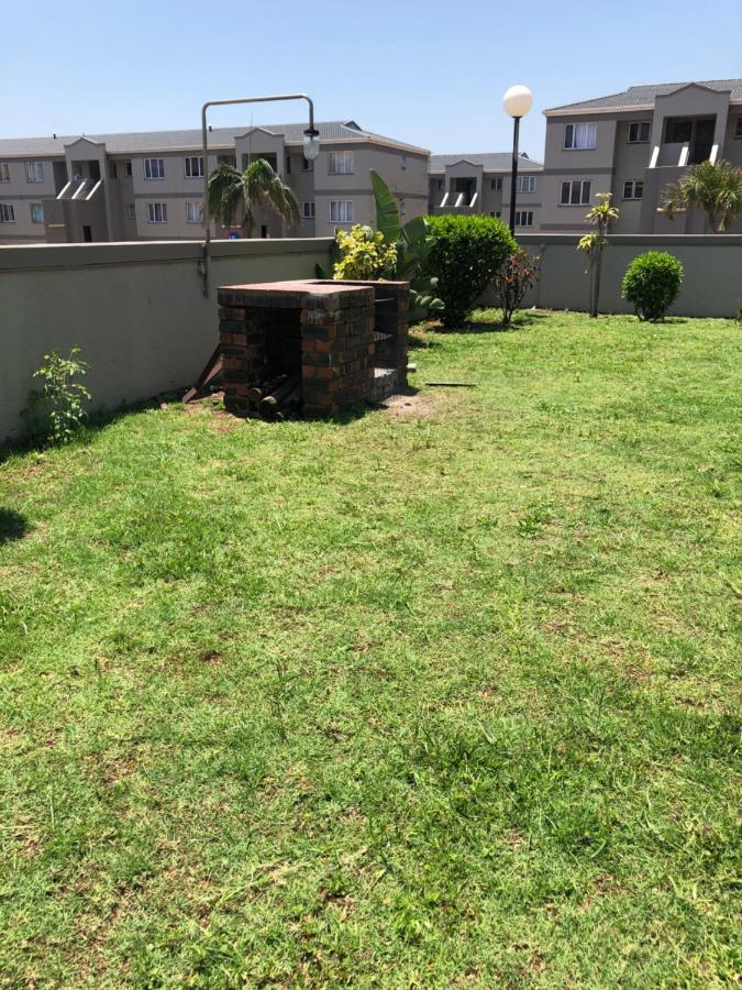 Summer Sands - Durban North Beach Accommodation Ngoại thất bức ảnh